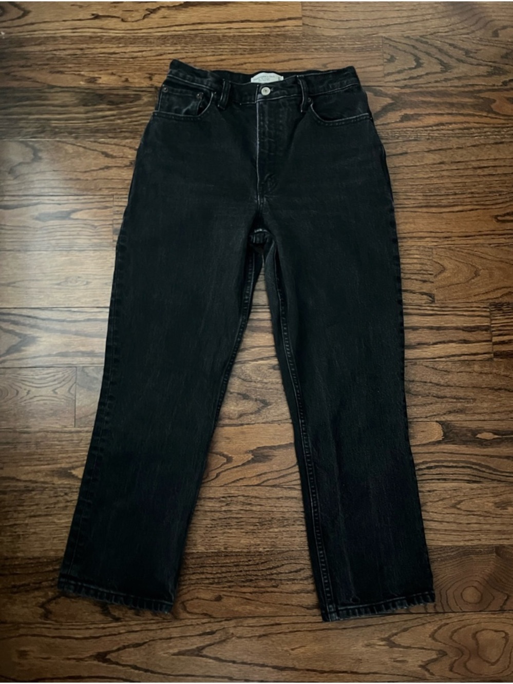 Abercrombie & Fitch The 90’s Straight High Rise Black Washed Jeans